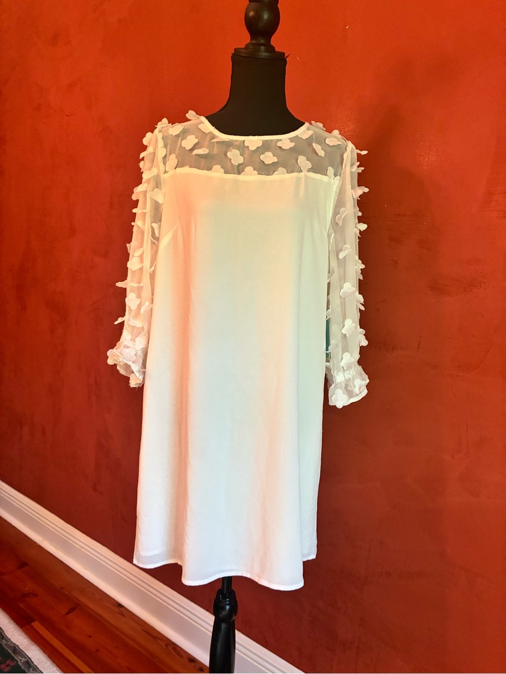 CeCe NWT Ivory Sheer Floral-Appliqué Long Sleeve Shift Dress, Size M - Picture 15 of 15